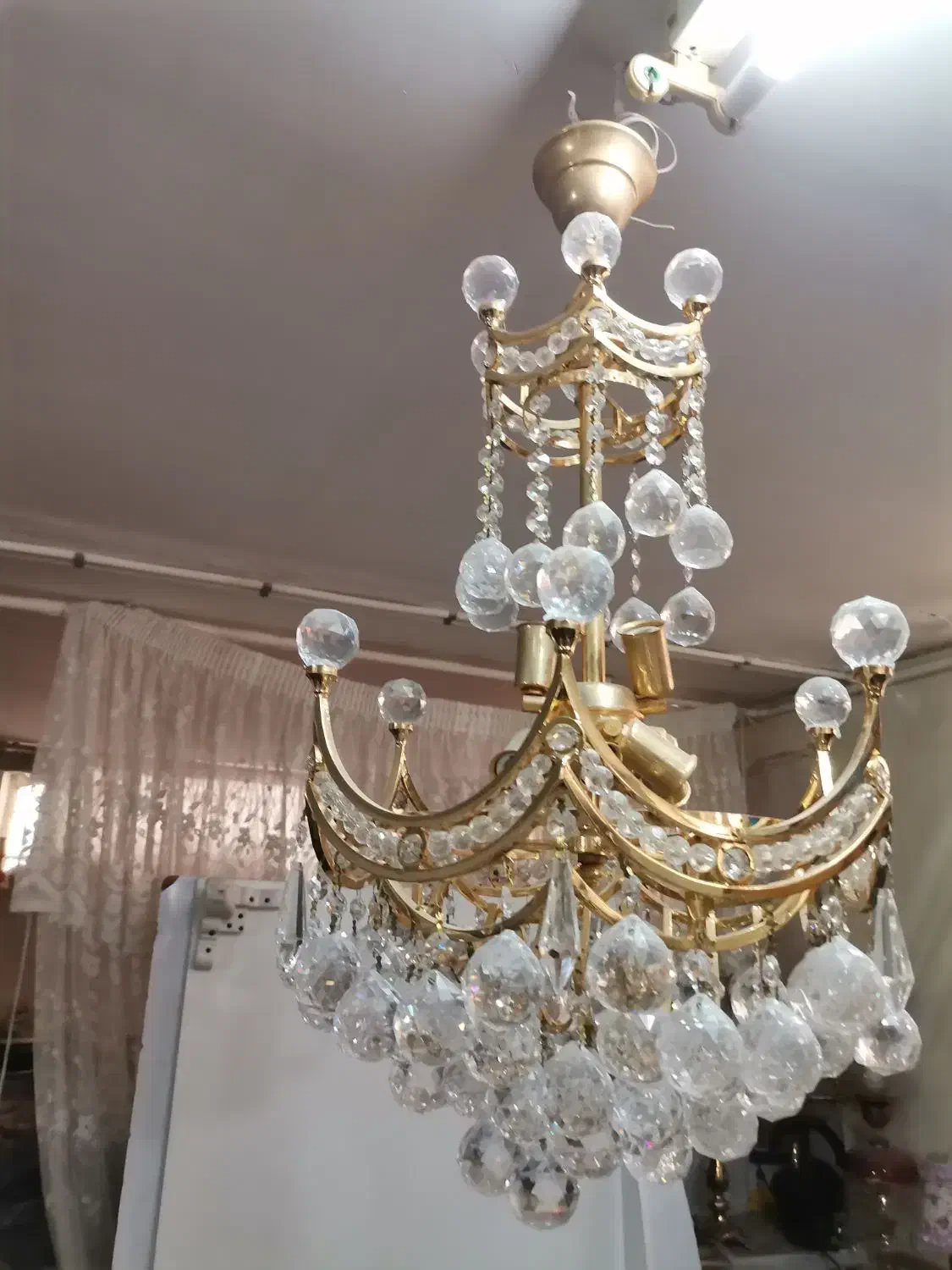 لوسترشیک ونو|لوستر و چراغ آویز|قم, هنرستان|دیوار