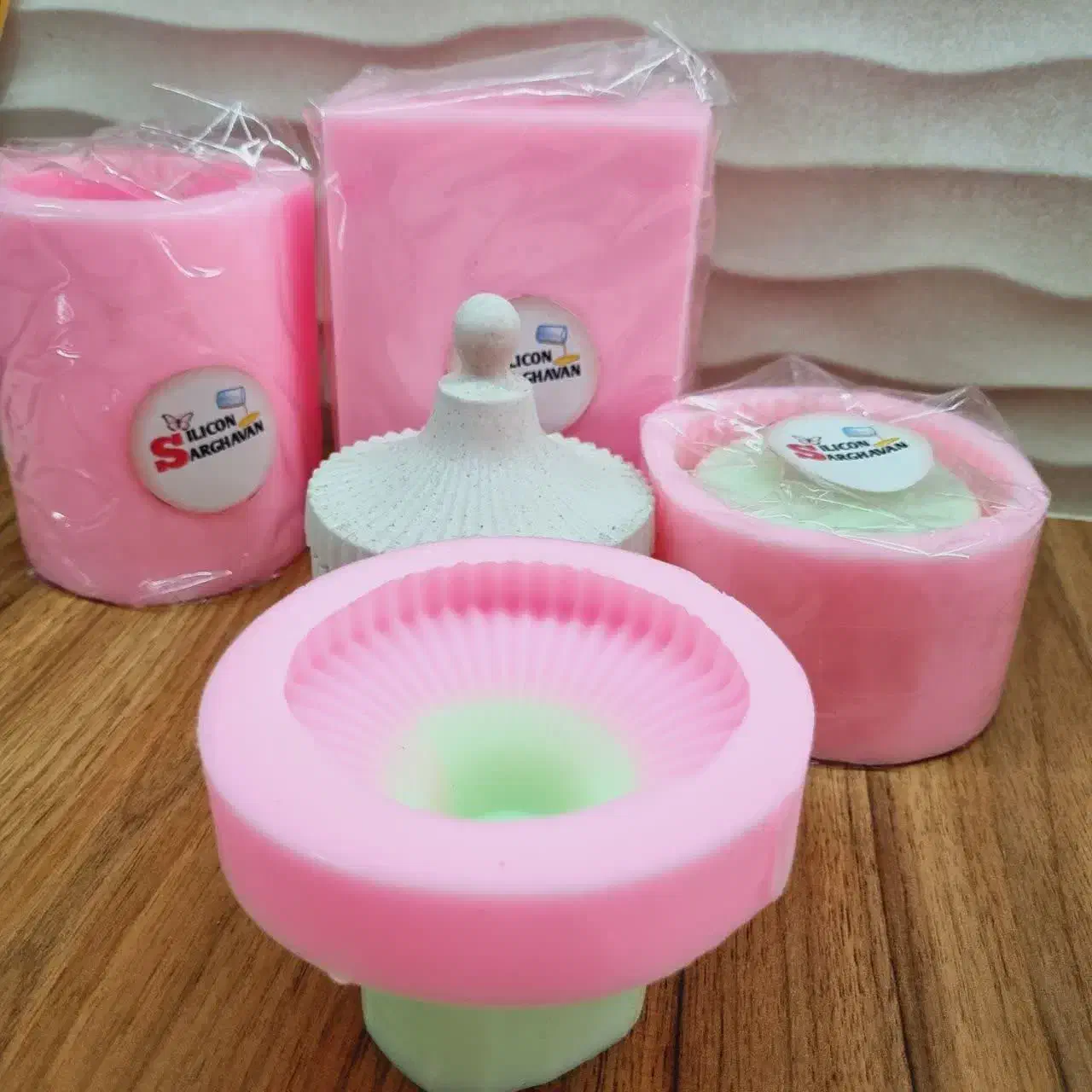 سفارش انواع شمع .قالب سیلیکونی .بیس|صنایع دستی و سایر لوازم تزئینی|برخوار, |دیوار