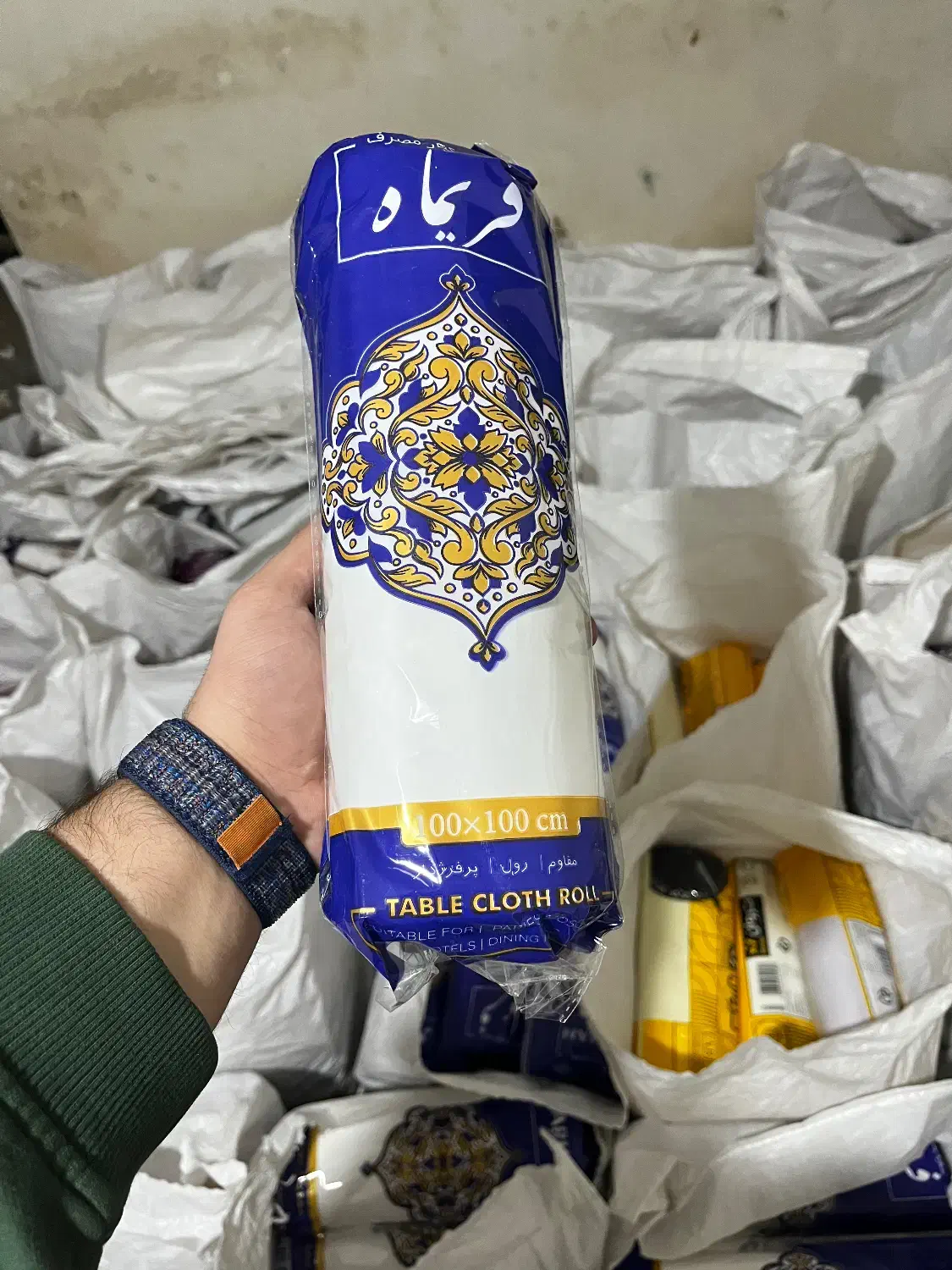 طاقه و رول سفره ۷۵ درصد|سفره، حوله، دستمال آشپزخانه|تهران, شهرک هما|دیوار