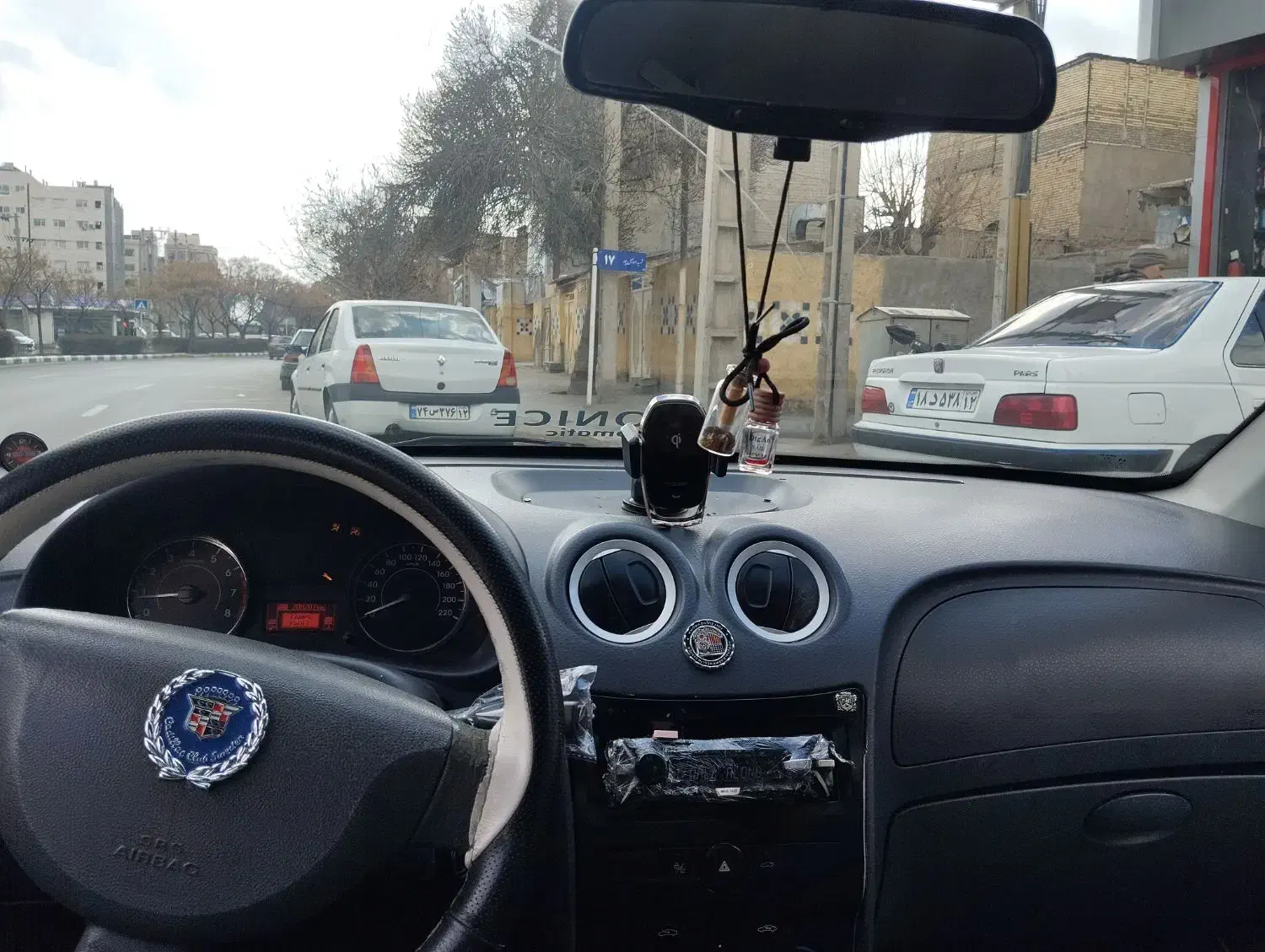 رانا مدل 91|خودرو سواری و وانت|مشهد, حسین‌آباد|دیوار