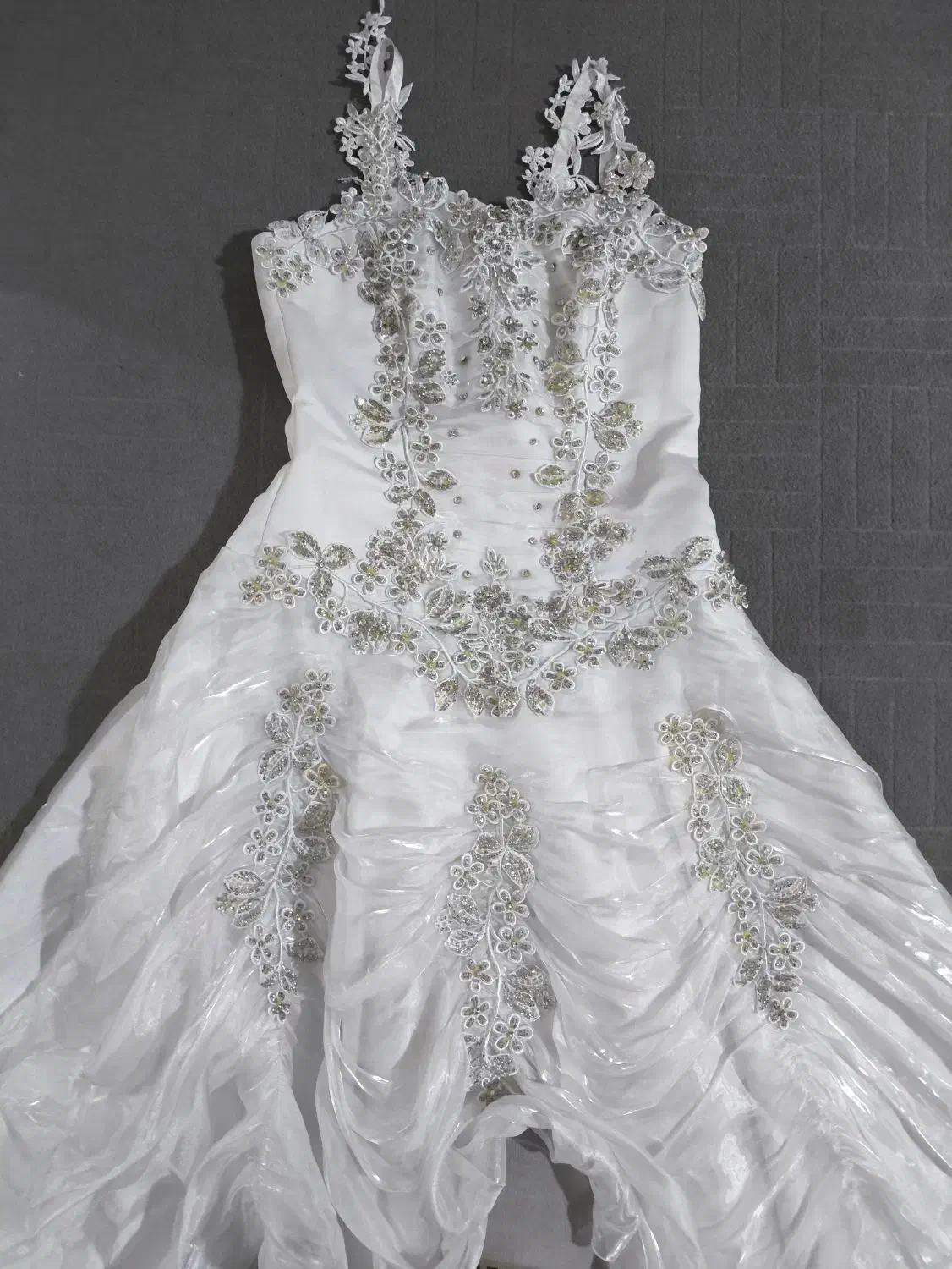 لباس عروس مفت|لباس|تهران, شهرک طالقانی|دیوار