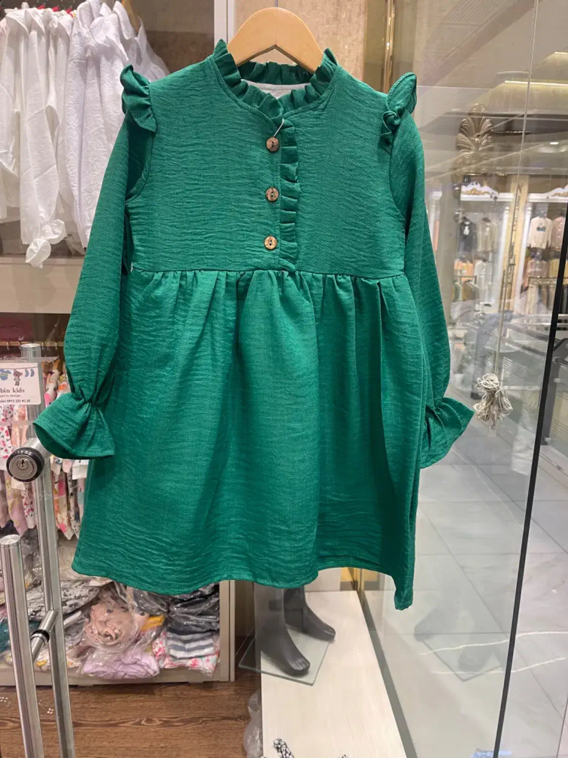 پیراهن دخترانه عمده|کفش و لباس بچه|تهران, فلسطین (میدان انقلاب)|دیوار