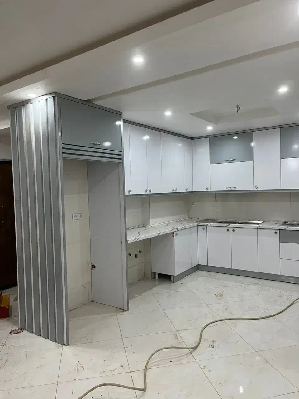 تعمیر و ساخت کابینت|کتابخانه، شلف، قفسه‌های دیواری|اراک, |دیوار