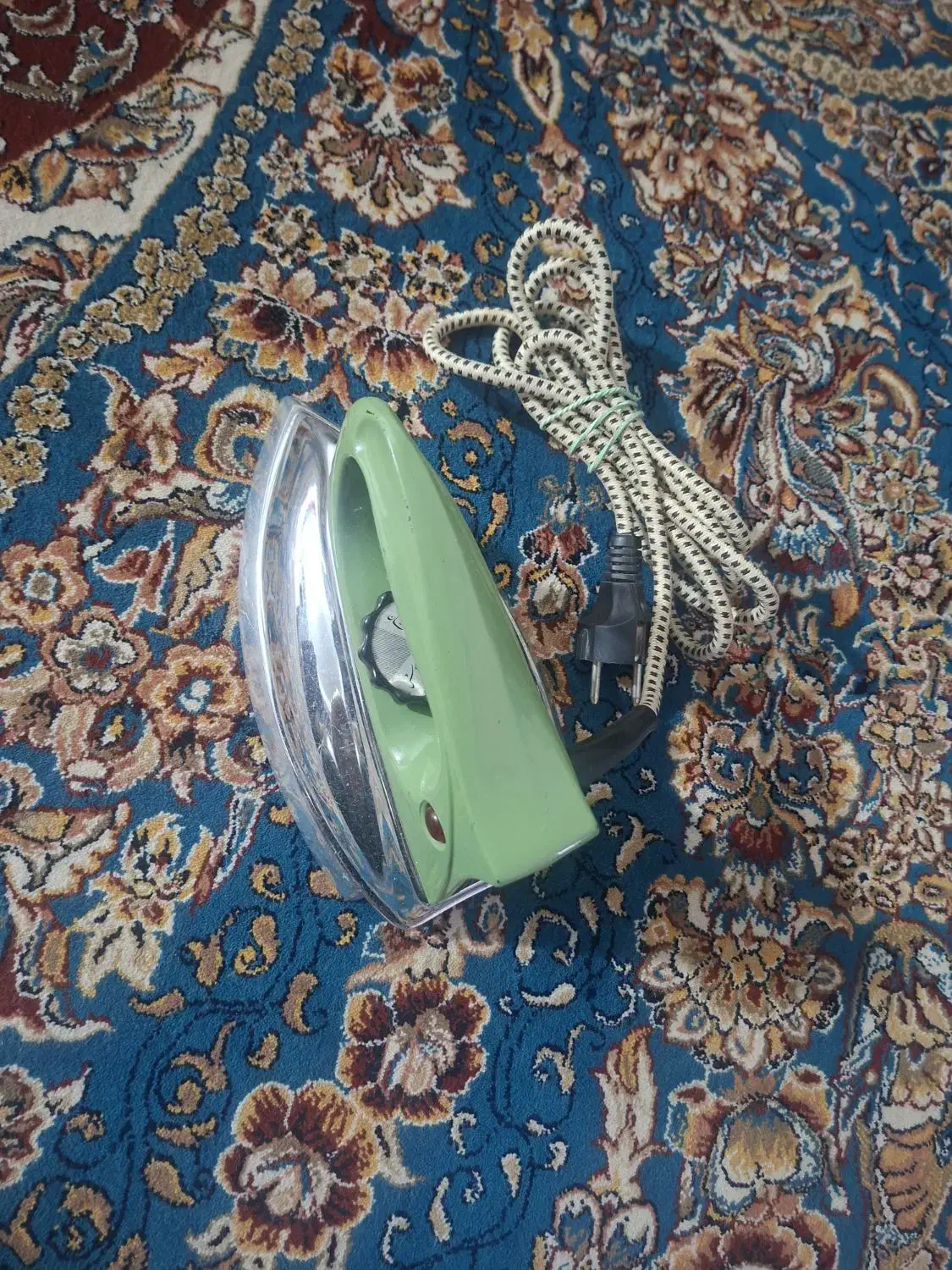 اتوقدیمی  سنگین|اتو و لوازم اتو|گرگان, |دیوار