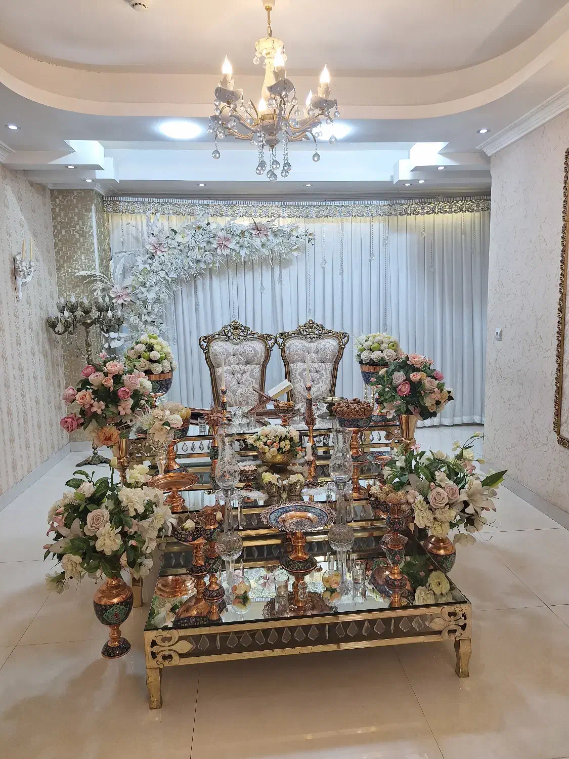 خانه عقد ریحانه ( کلیه مراسم عقد و بله برون و..)|خدمات پذیرایی، مراسم|رشت, معلم|دیوار