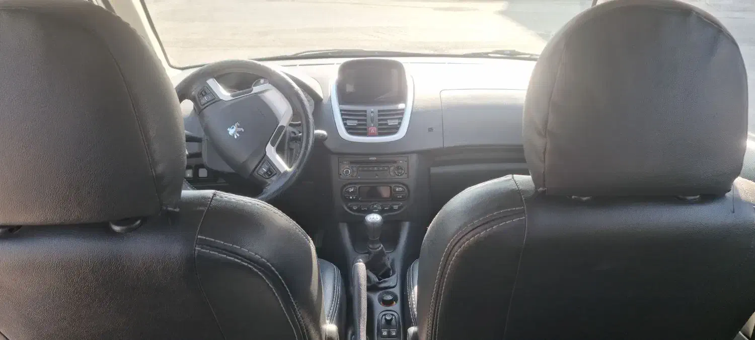 ۲۰۷ دنده کم کار بی رنگ|خودرو سواری و وانت|یزد, |دیوار