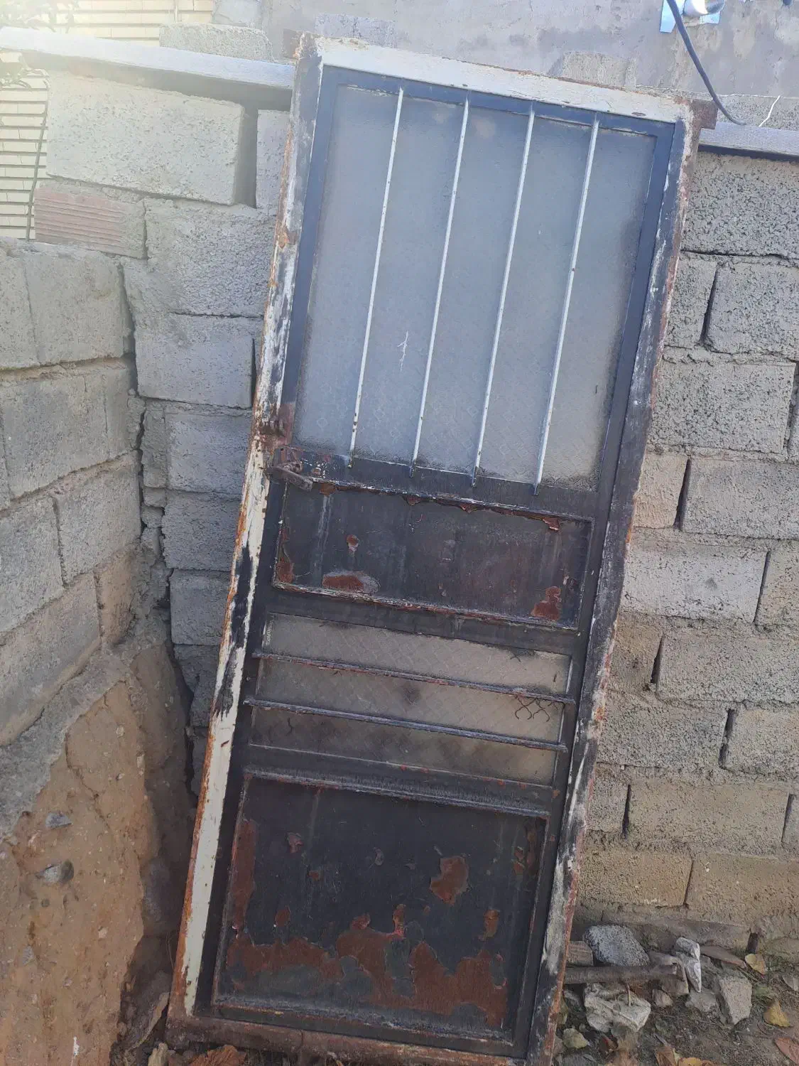 درب‌وپنجره و ایرانت|مصالح و تجهیزات ساختمان|مشگین شهر, |دیوار