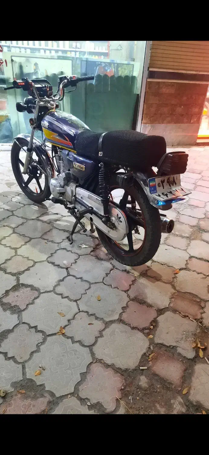 200مدل ۱۴۰۰|موتورسیکلت|تبریز, |دیوار