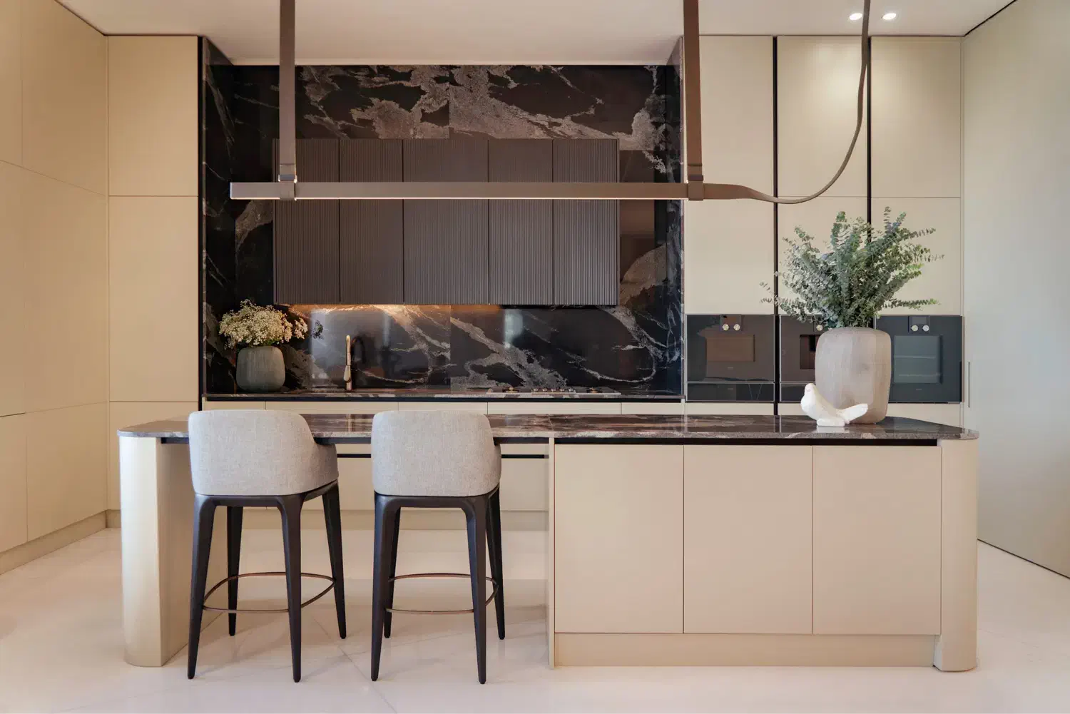 ۳۳۰متر آرتیمان ، ط۸ ، ۳۰متر تراس ، ویو پارک ، 4p