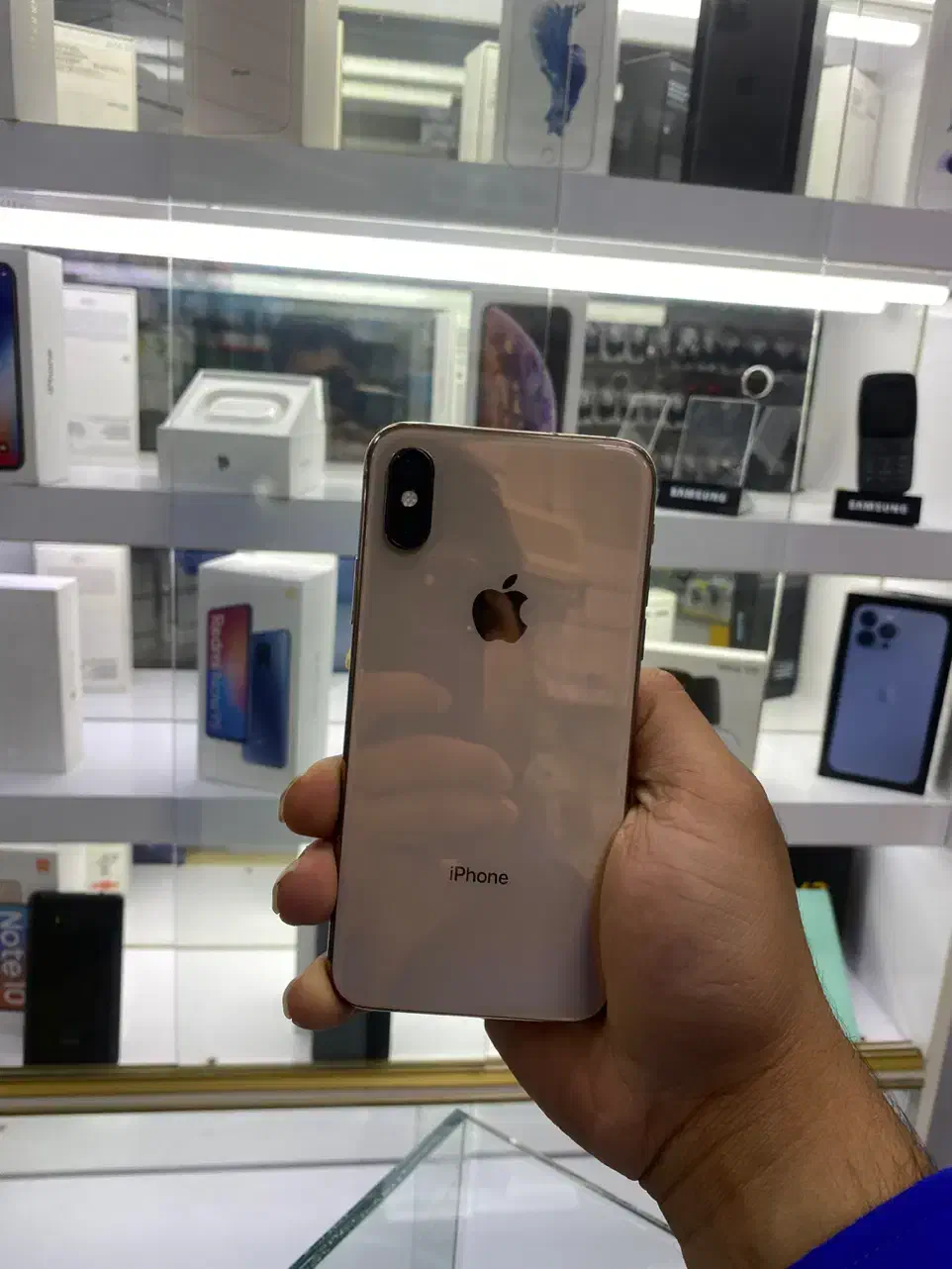 فروش xs بدون ریجیستر ۲۵۶ گیگ|موبایل|بندرعباس, |دیوار