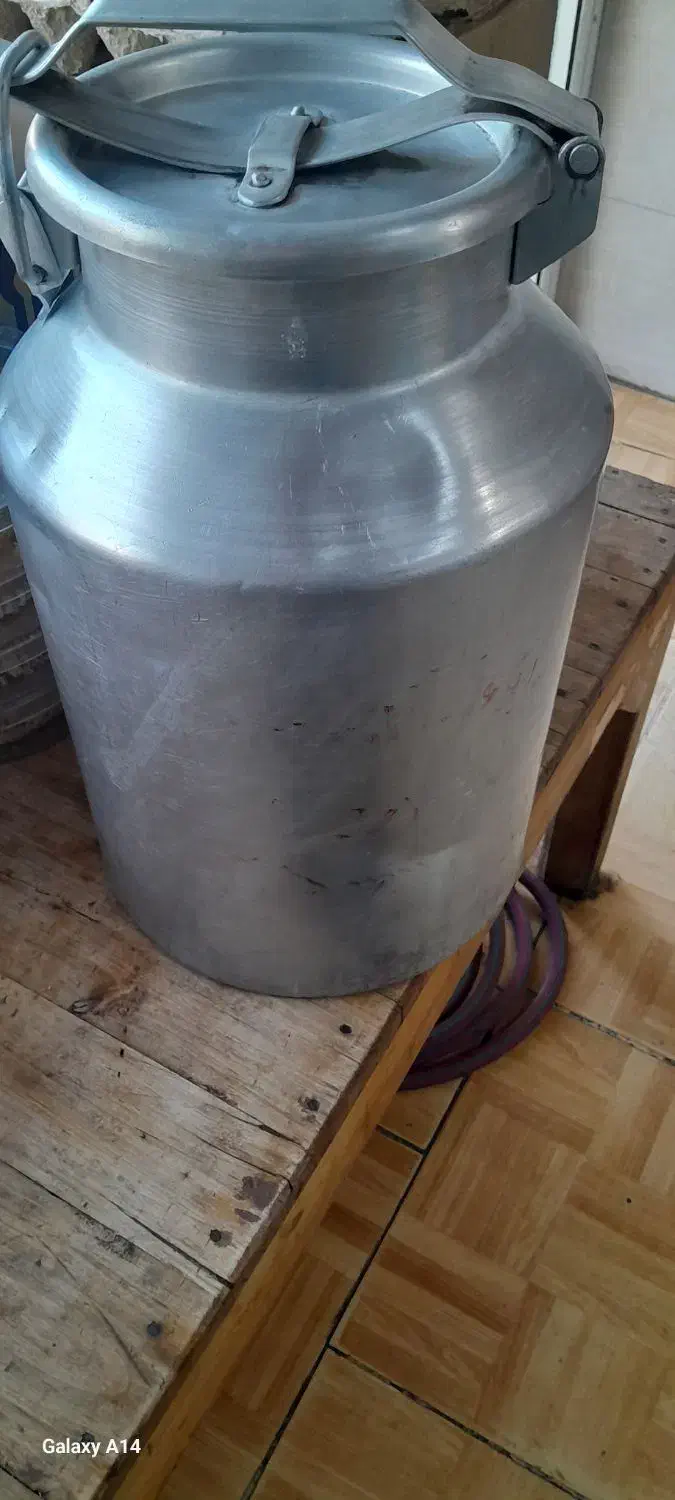 ظرف شیر یا روغن (بیدون )|ظروف نگهدارنده، پلاستیکی، یک‌بارمصرف|زنجان, |دیوار