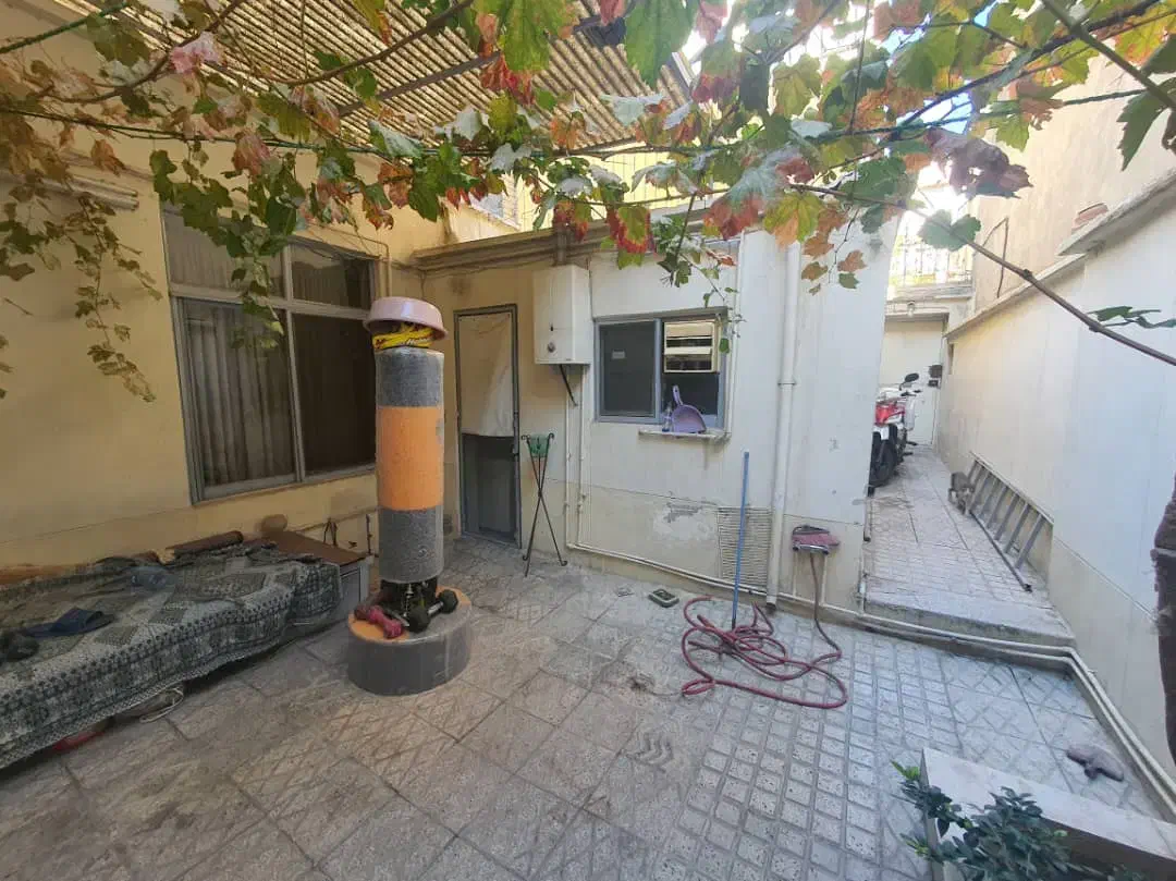 ۸۷ متر/پاستور،آژیده/دربستی/حیاط دار