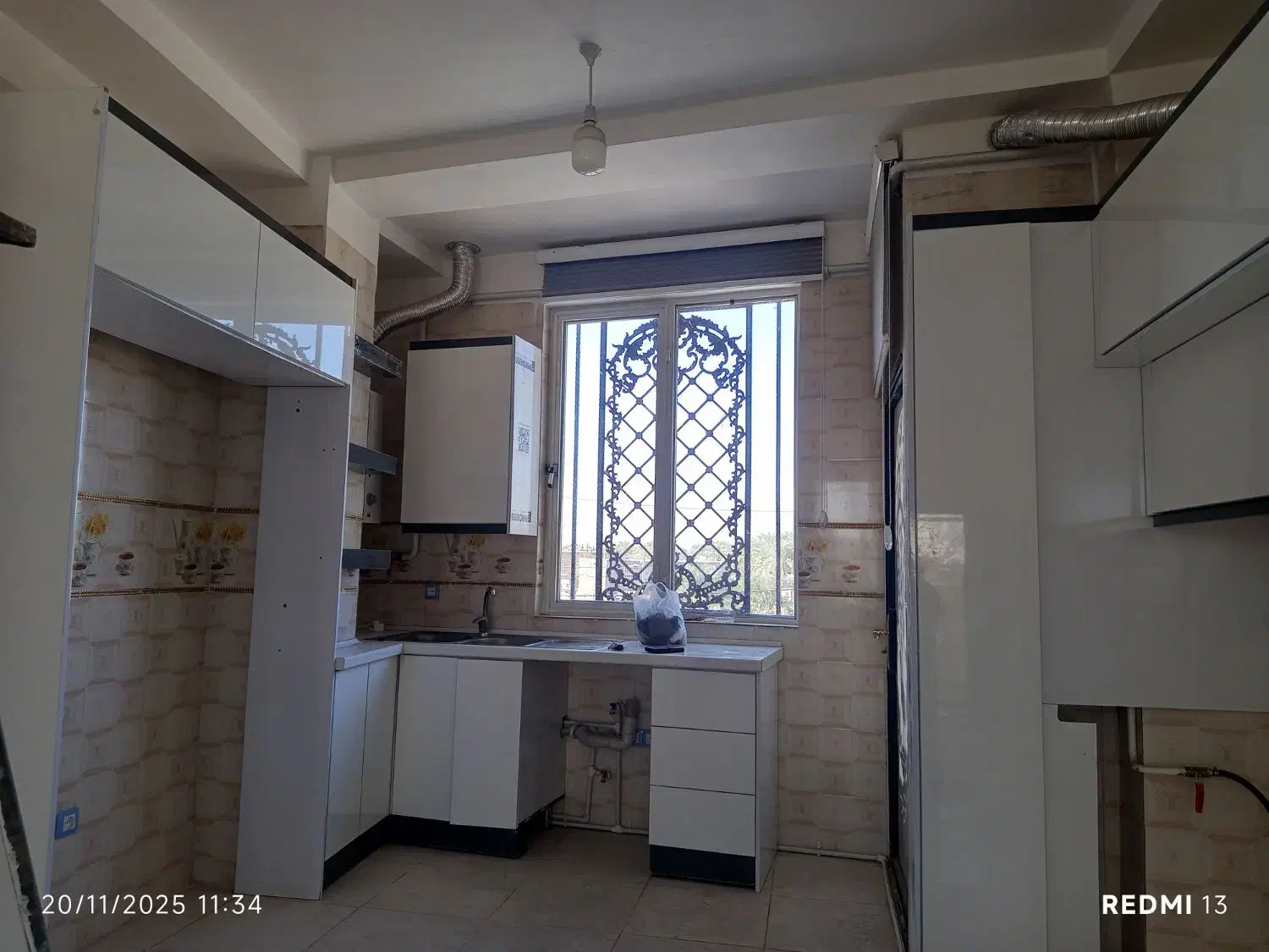 خانه ی اجاره ای طبقه بالا|اجارهٔ خانه و ویلا|بم, |دیوار