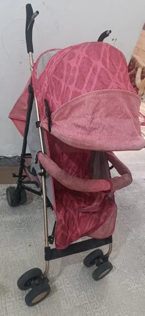 کالسکه عصایی سبک و کریر نو|کالسکه و لوازم جانبی|اهواز, کوی فرهنگیان ۲|دیوار