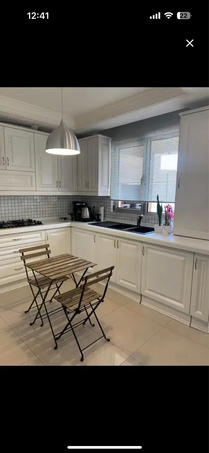 ۹۵مترفول امکانات/نور و نقشه عالی/حوالی مترو صادقیه