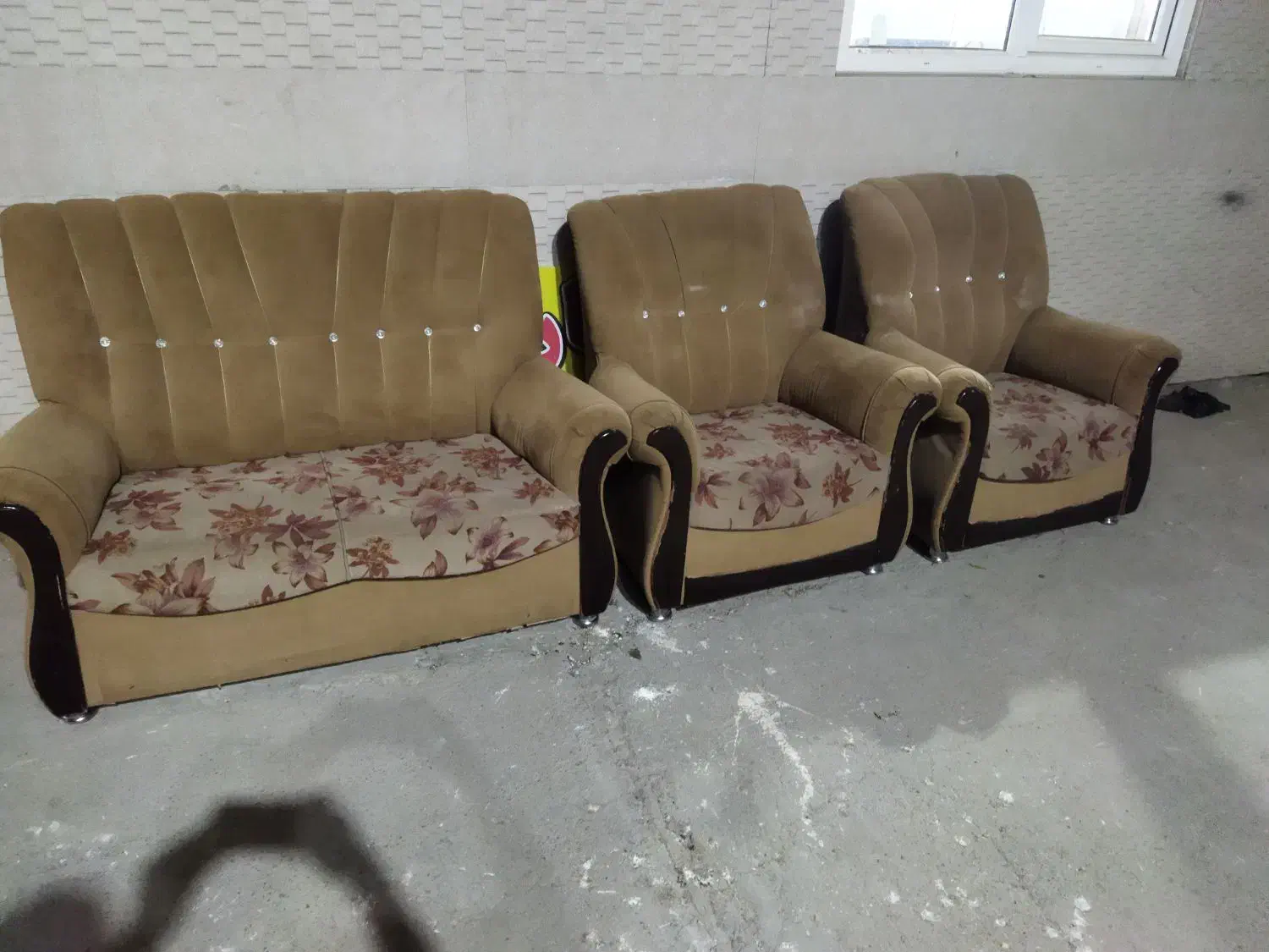 راحتی 4نفره|مبلمان خانگی و میز عسلی|دزفول, |دیوار