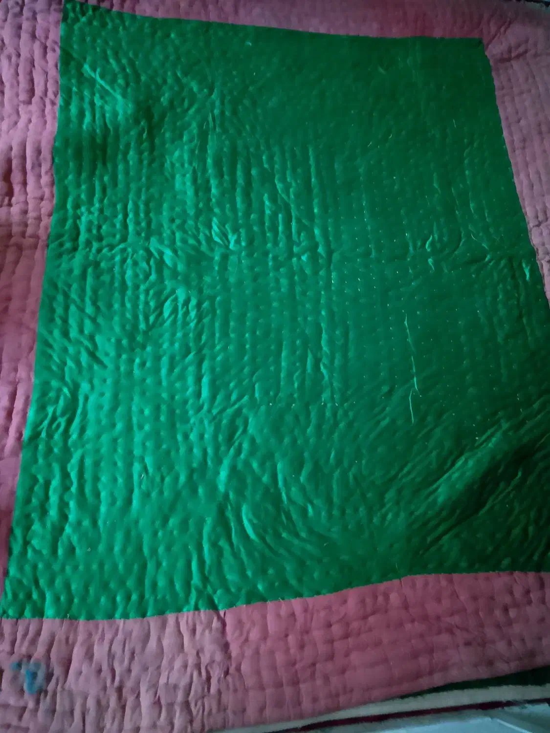 لحاف|رختخواب، بالش، پتو|قم, خاکفرج|دیوار