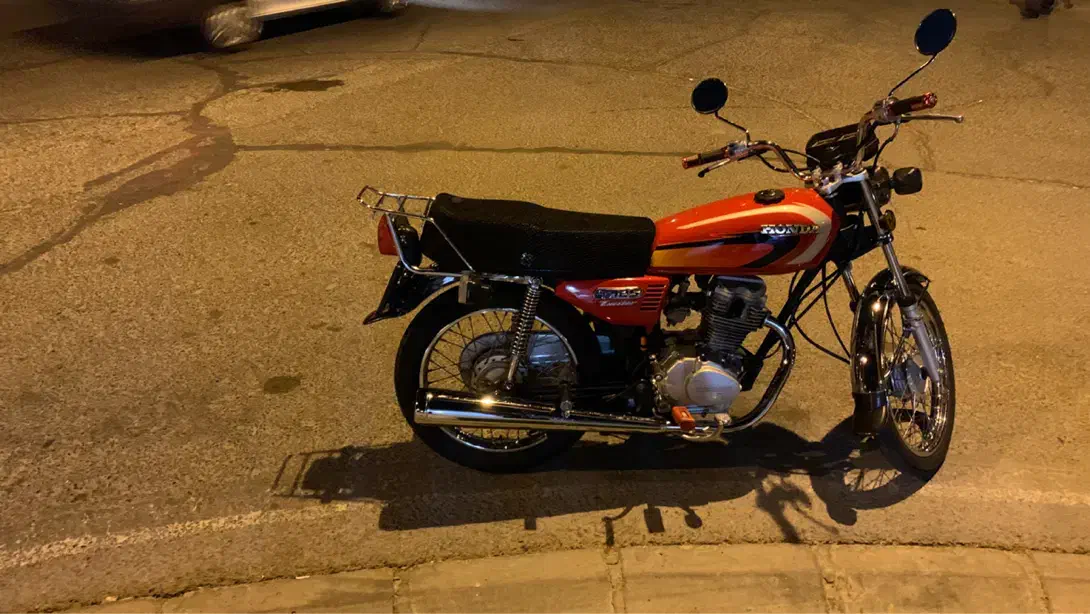 هوندا ۱۲۵ شهاب الگانس cdi|موتورسیکلت|پرند, فاز ۵|دیوار