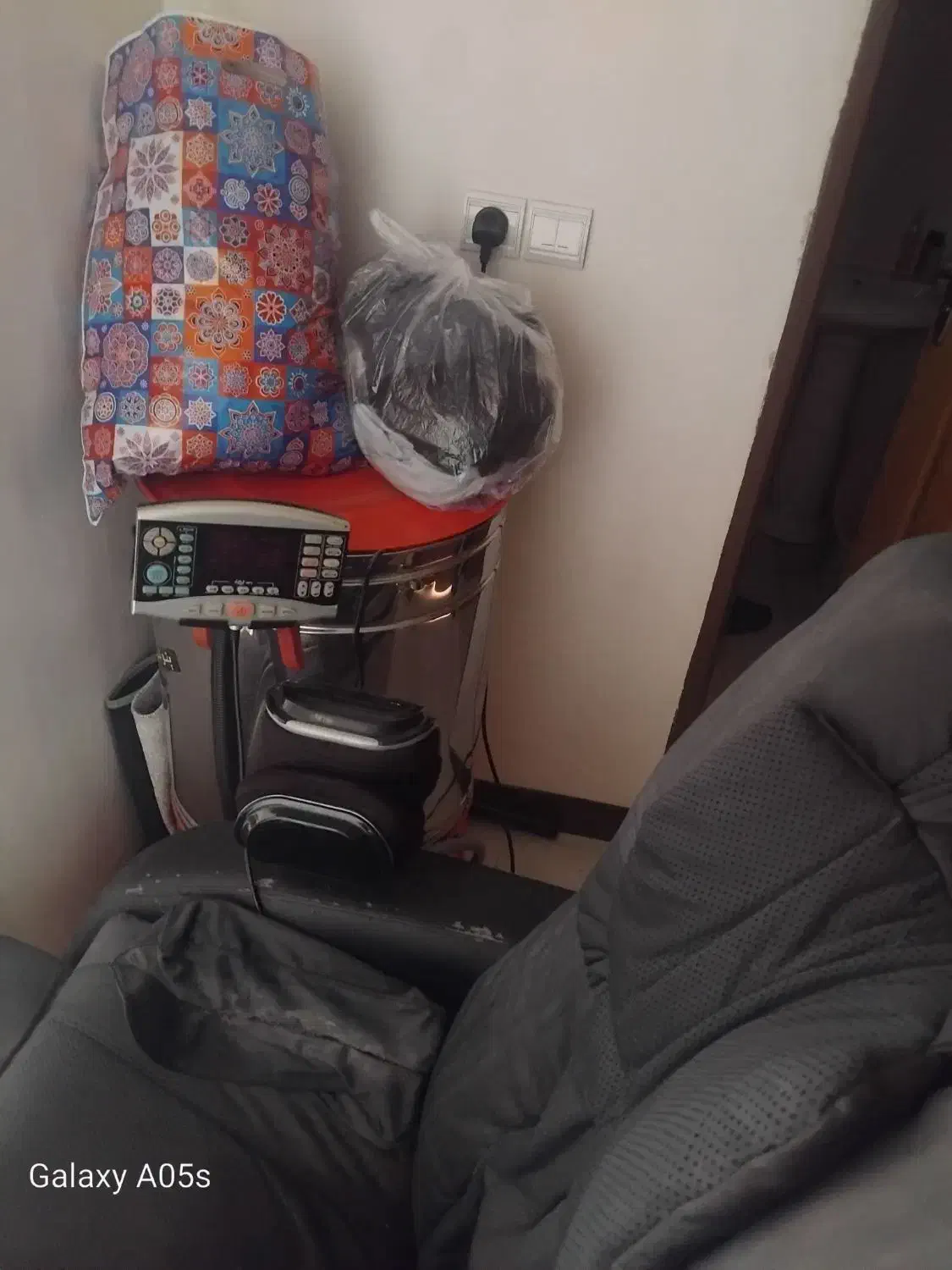 فروش صندلی ماساژور|تجهیزات ورزشی|فولادشهر, مسکن مهر فولادشهر|دیوار