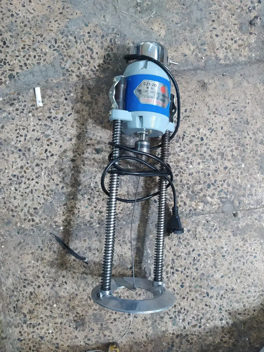 دستگاه سوراخکن خیاطی|چرخ خیاطی و ریسندگی|گلستان (تهران), |دیوار