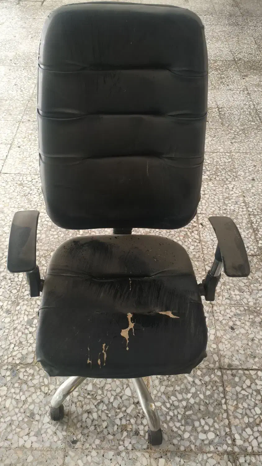 دو عدد صندلی|صندلی و نیمکت|کرج, کوی کارمندان شمالی|دیوار