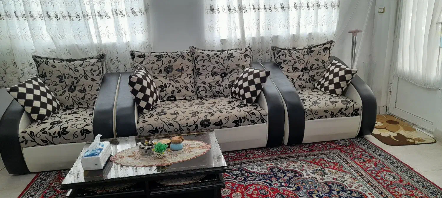 مبل هفت نفره ومیز عسلی|مبلمان خانگی و میز عسلی|رشت, حومه رشت|دیوار