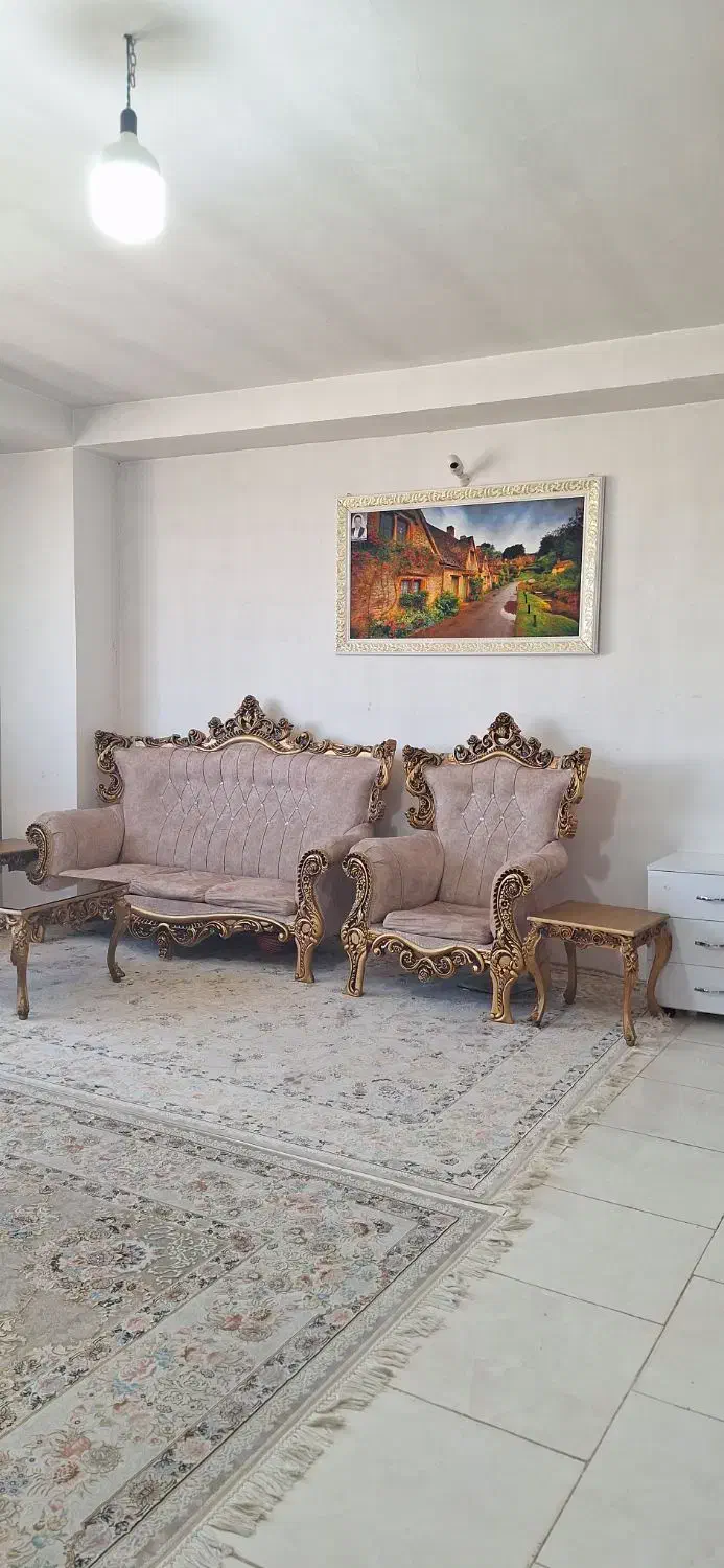 فروش مبل ۷ نفره با جلو مبلی و دوتا عسلی|مبلمان خانگی و میز عسلی|قدس, شهر‌قدس|دیوار