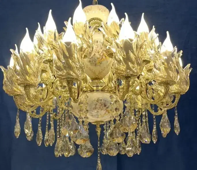 لوستر برنزی سرامیکی(مارک شهیدی )با لیبل|لوستر و چراغ آویز|کرمانشاه, |دیوار