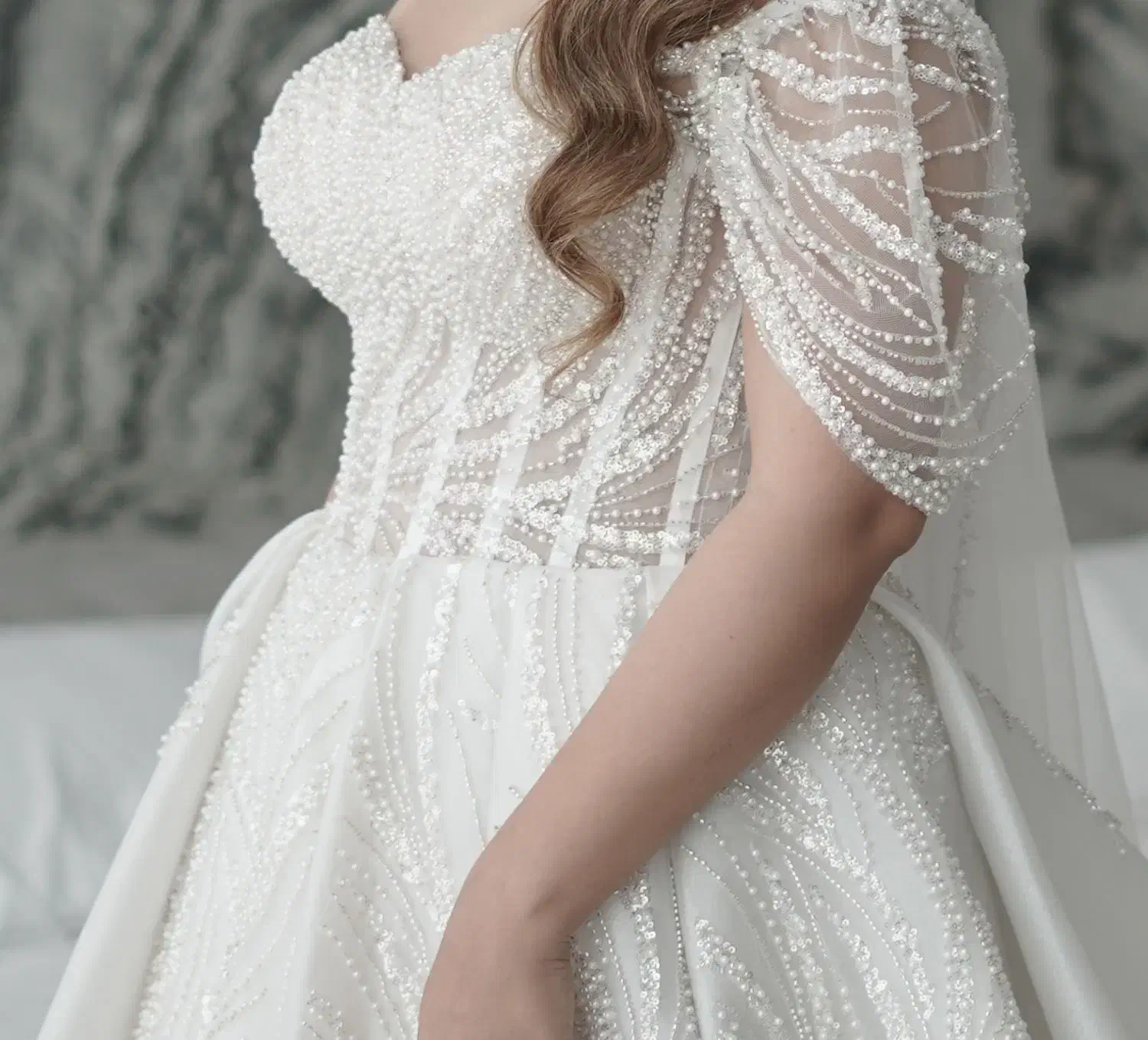 لباس عروس تماما کار شده عروسکی اروپایی|لباس|فردیس, انبار نفت|دیوار