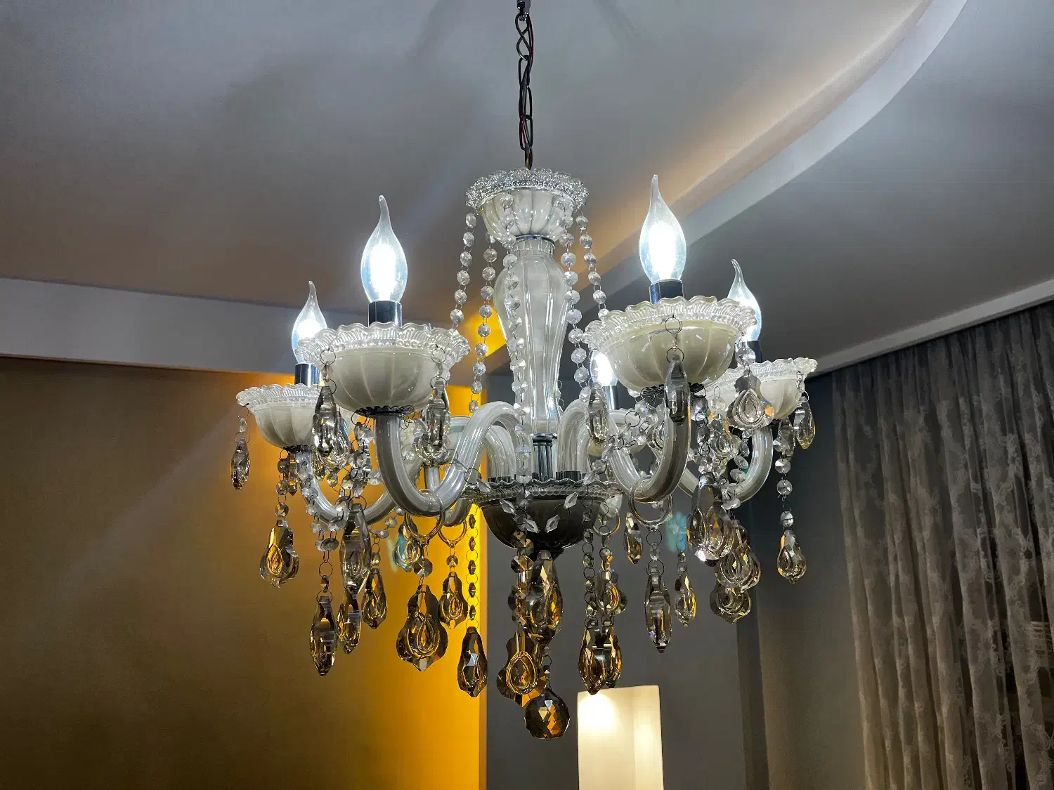 لوستر ۶ شاخه کریستالی شامپاینی + ۶ لامپ کم‌مصرف|لوستر و چراغ آویز|تهران, بلوار کشاورز|دیوار