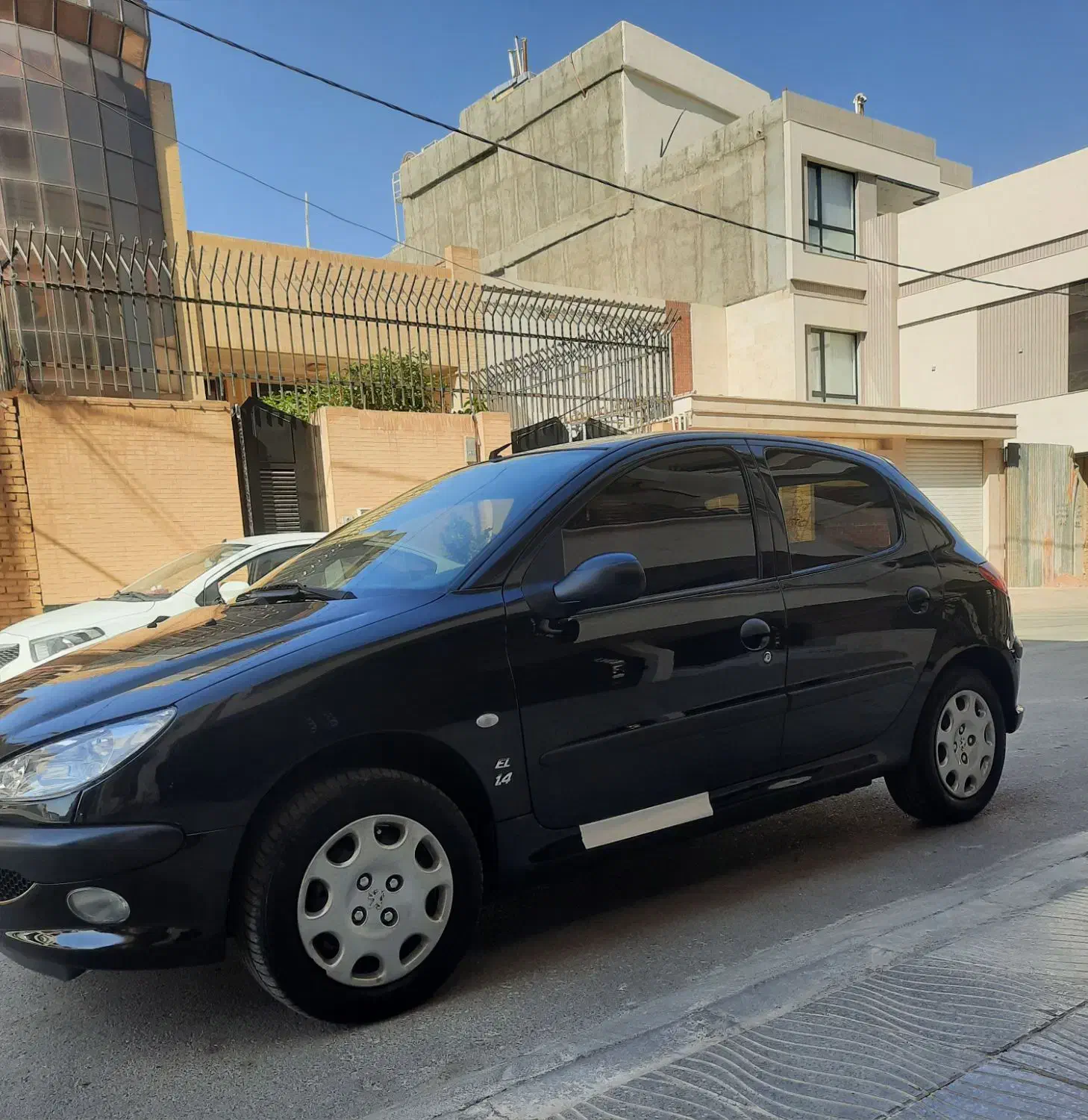 ۲۰۶ تیپ ۲ بدون رنگ شاسی پلم مدل ۱۴۰۰|خودرو سواری و وانت|یزد, |دیوار