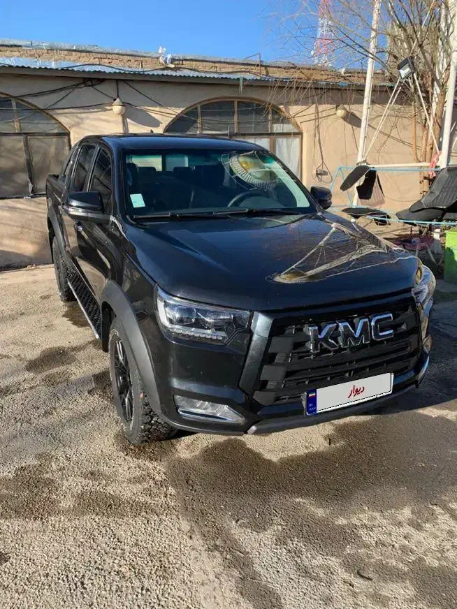 کی ام سی t8|خودرو سواری و وانت|همدان, |دیوار