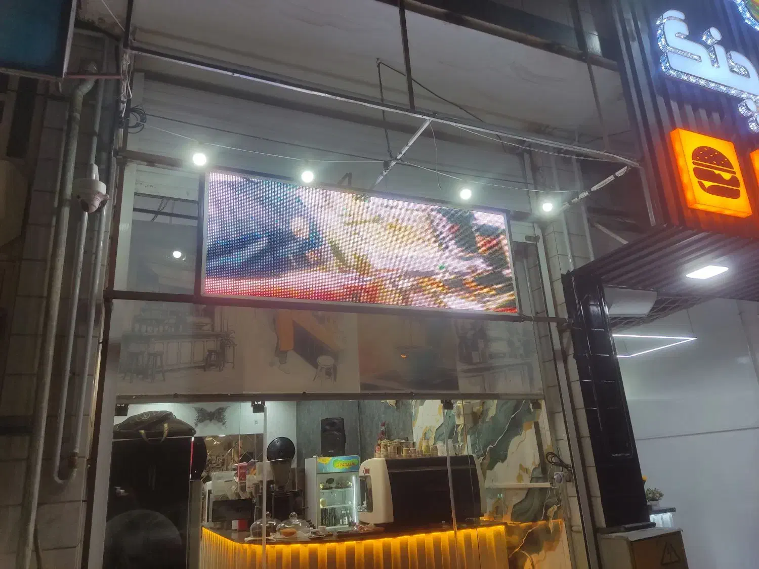 تابلو فول کالر در حد|فروشگاه و مغازه|مرودشت, بیست متری بیمارستان|دیوار