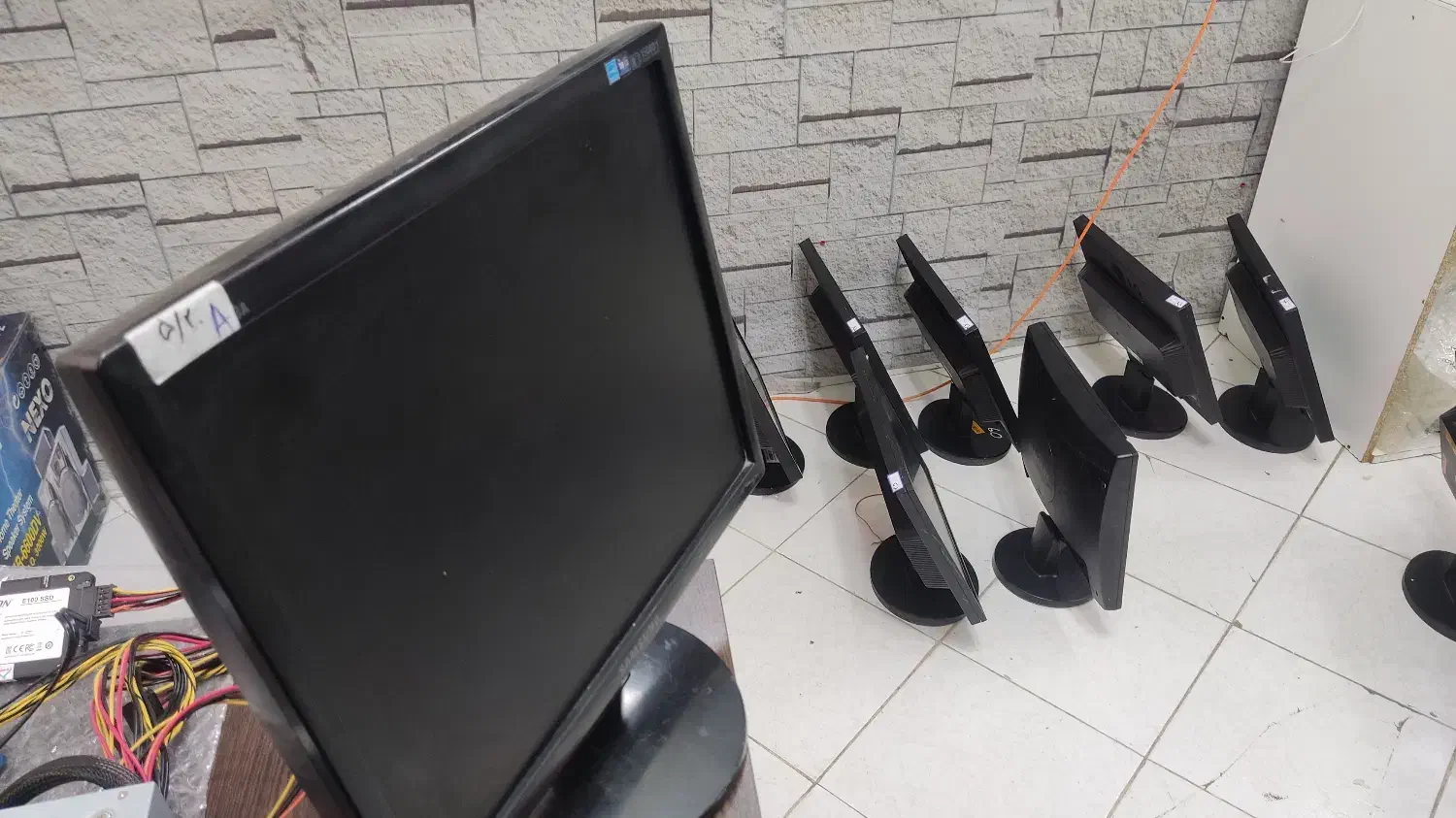 monitor ال جی با ضمانت|قطعات و لوازم جانبی رایانه|کرمانشاه, |دیوار