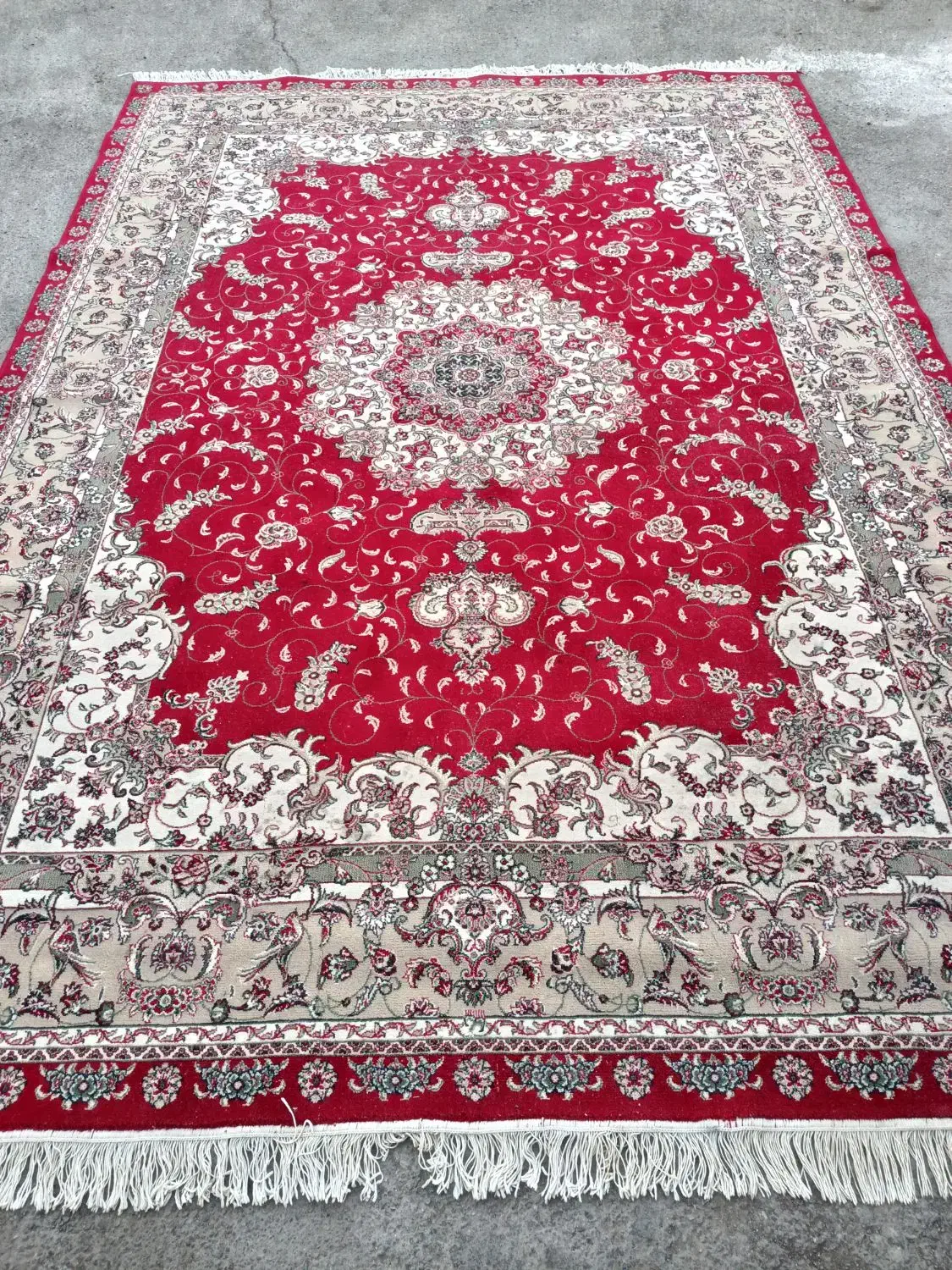 چند تخته ۹ متری تک|فرش|مشهد, عامل|دیوار