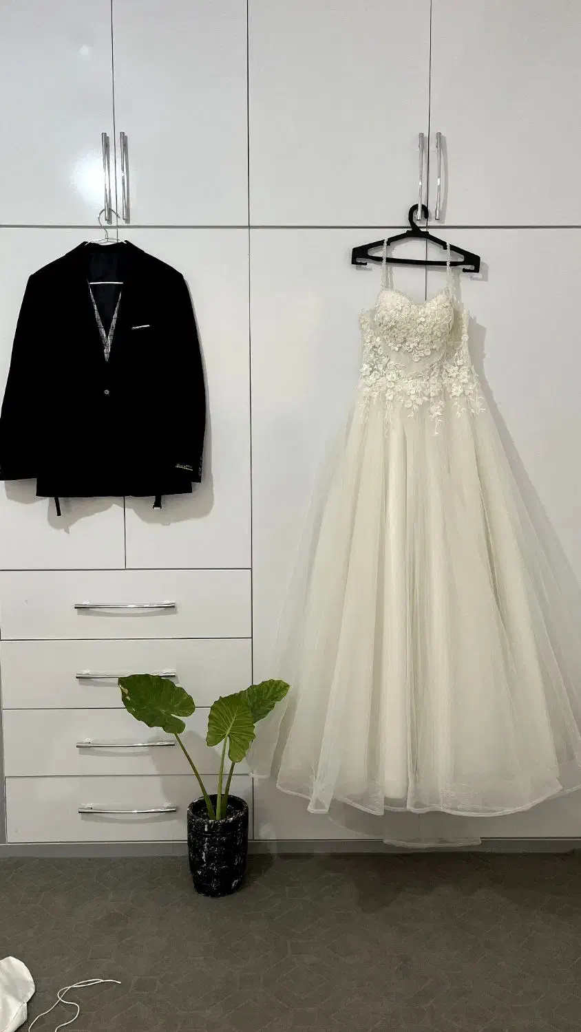 لباس عروس|لباس|اسفراین, |دیوار