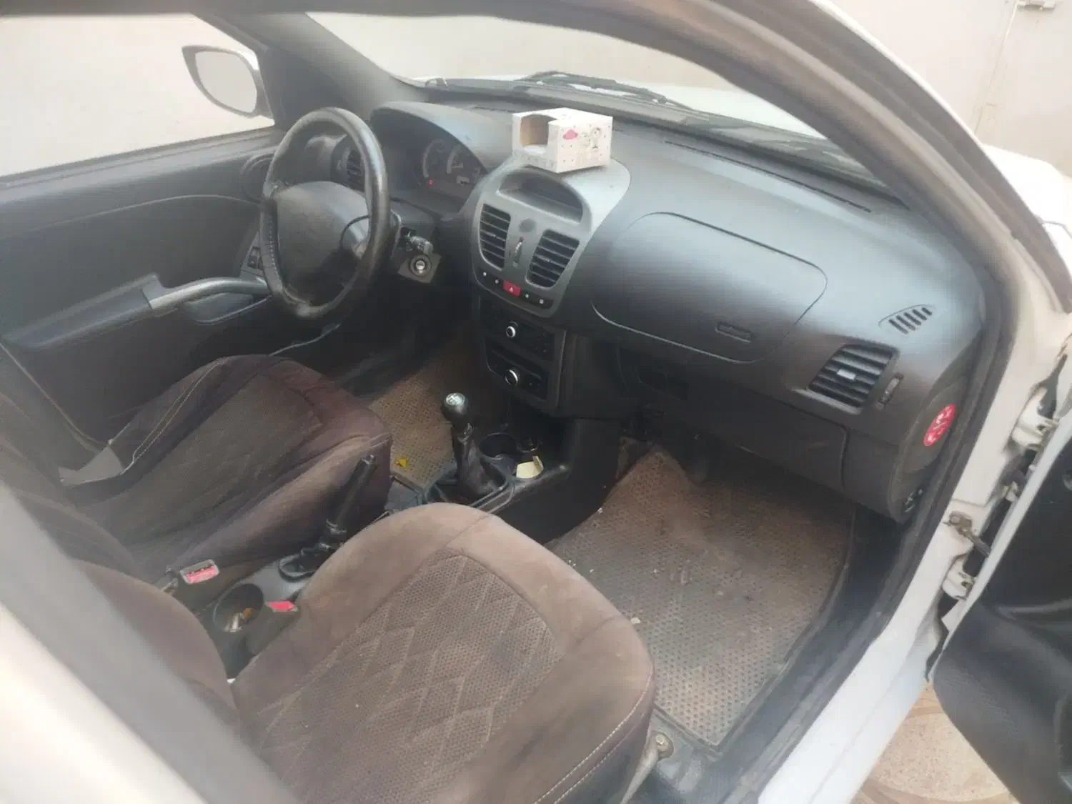 ساینا مدل ۹۷بسیار تمیز کم کار.معاوضه با اتومات|خودرو سواری و وانت|نیشابور, شهرک فرهنگیان|دیوار