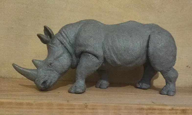 فیگور حیوانات کرگدن سافاری قدیمی|اسباب‌‌بازی|تهران, گلستان (شهرک راه آهن)|دیوار