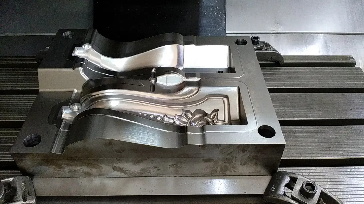 خدمات ماشینکاری قالب|خدمات پیشه و مهارت|چهاردانگه (تهران), |دیوار