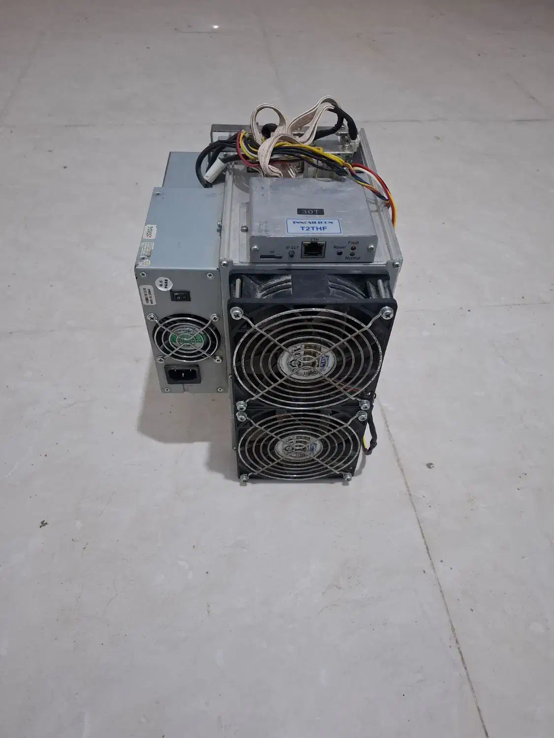 فروش یک دستگاه ماینر t2tHF|قطعات و لوازم جانبی رایانه|بندرعباس, |دیوار