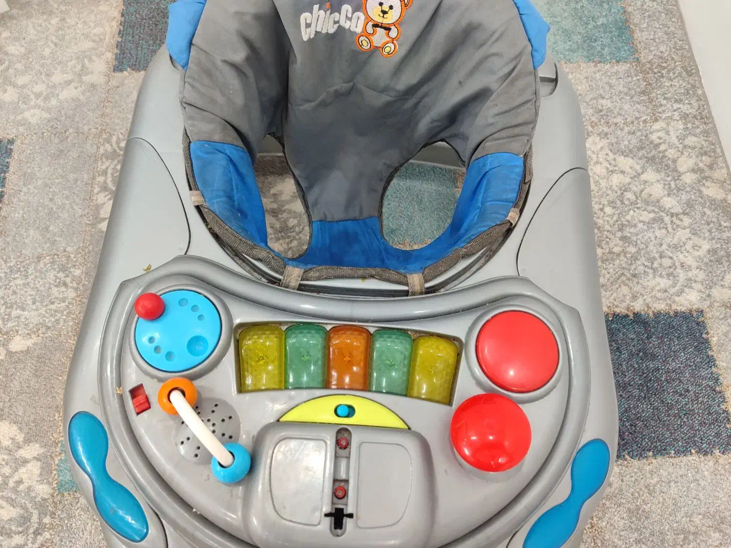 روروک موزیکال|کالسکه و لوازم جانبی|سبزوار, غرب نیروگاه|دیوار