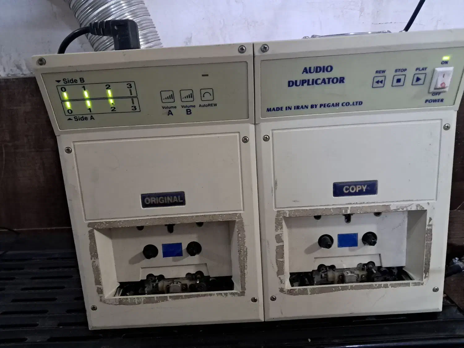 دستگاه تکثیر نوار یا کاست ولکسیونی|کلکسیون اشیاء عتیقه|شیراز, رکن‌آباد|دیوار