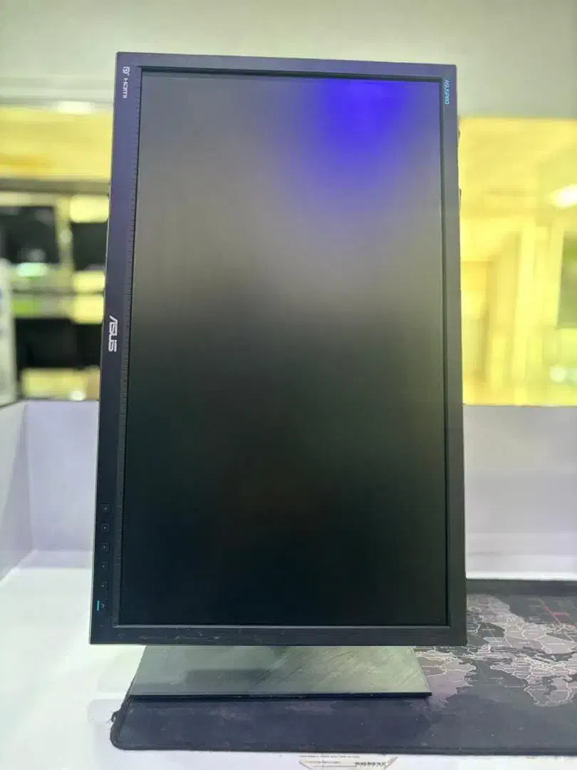 مانیتور استوک ۲۳ اینچ ایسوس C623AQH 23 Pro|قطعات و لوازم جانبی رایانه|شیراز, ملاصدرا|دیوار