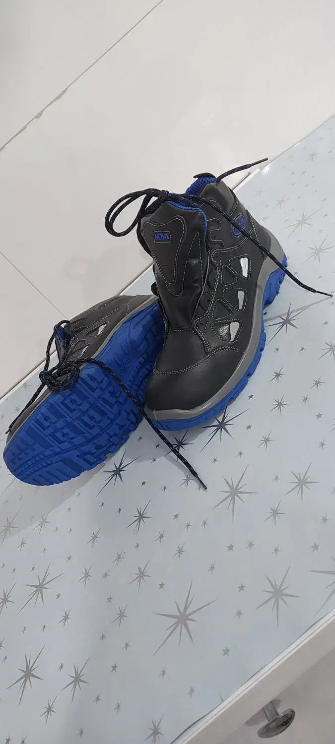 کفش ایمنی نوا|کیف، کفش، کمربند|مسجد سلیمان, |دیوار