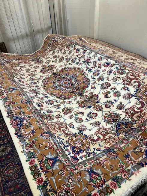 ۶ متری دستبافت طرح تبریز گل ابریشم|فرش|تهران, یوسف‌آباد|دیوار