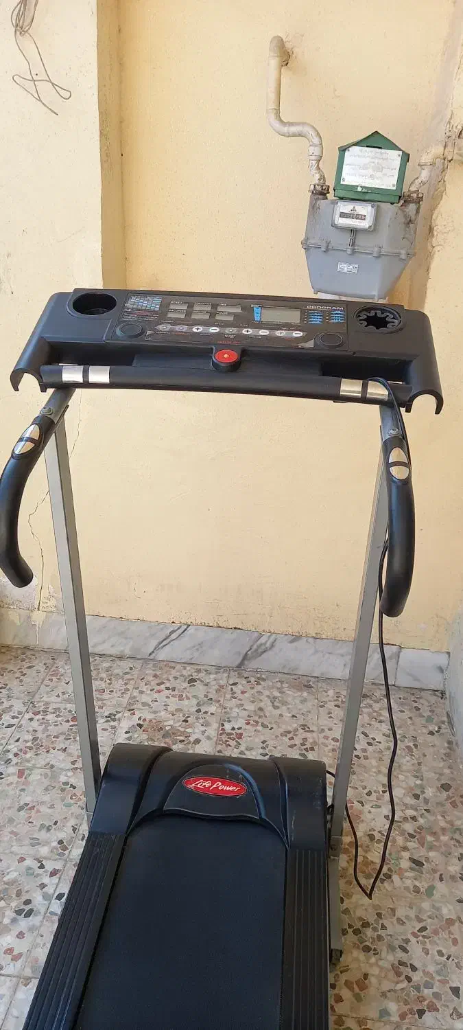 تردمیل لایف پاور تایوانی|تجهیزات ورزشی|شهرکرد, |دیوار