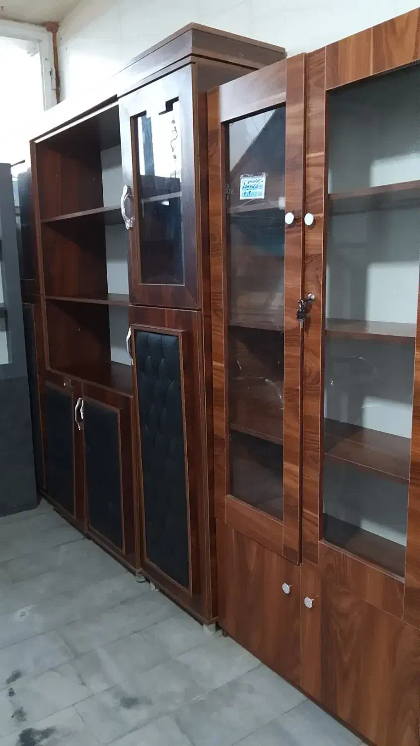 کتابخانه شبکه ایی|دفتر کار|یزد, |دیوار