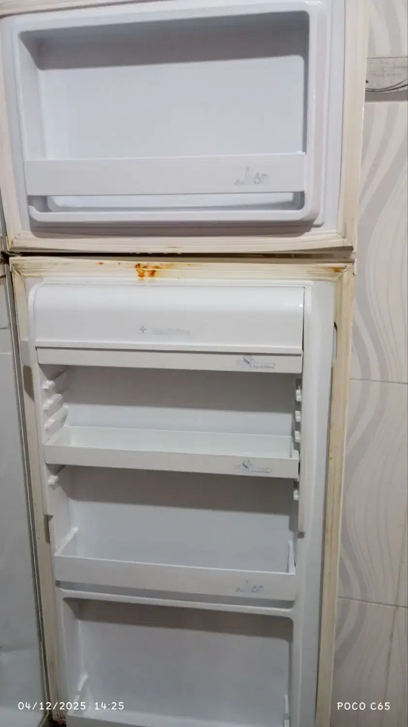 یخچال یک قلو|یخچال و فریزر|تربت‌حیدریه, ده پائین|دیوار