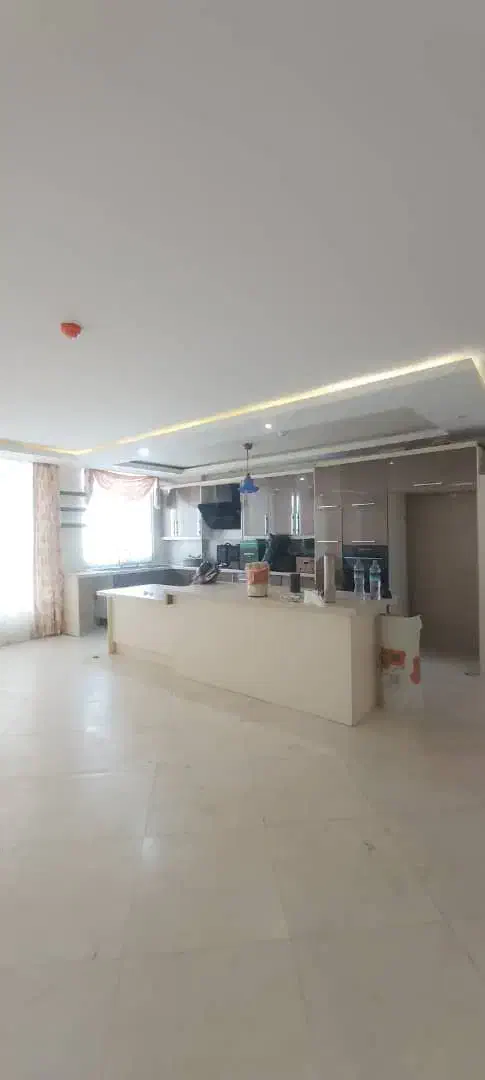 ۱۴۰ متر ۳ خواب در یوسف آباد - تاپ لوکشن