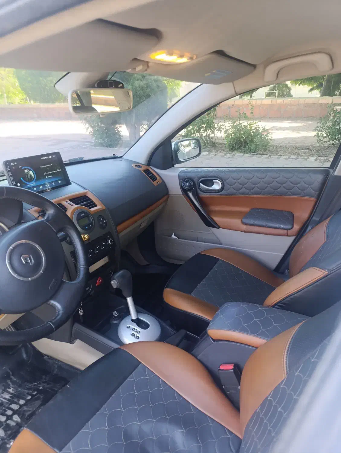 مگان ۲۰۰۰ مدل ۹۱|خودرو سواری و وانت|تهران, ارامنه|دیوار